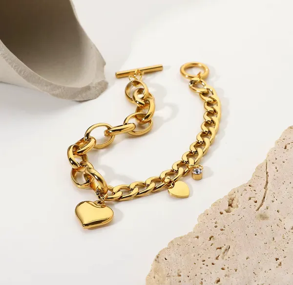 Golden_Stainless_Steel_And_Hypoallergenic_Coating_Bracelet_For_Women